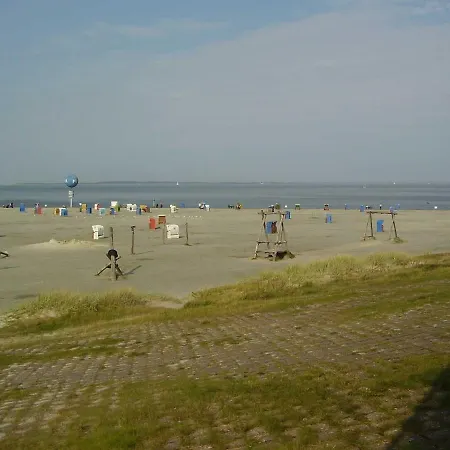 In 80-150 Апартаменты